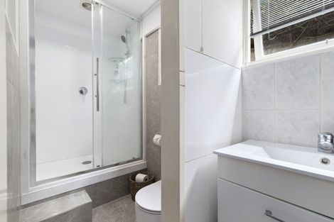 Photo of property in 8 Hamlet Place, Pukekohe, 2120