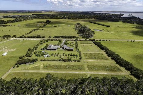 Photo of property in 4037b Far Road North, Pukenui, 0484