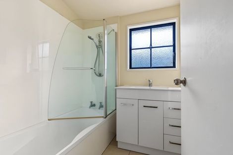 Photo of property in 4 Pawaho Place, Heathcote Valley, Christchurch, 8022