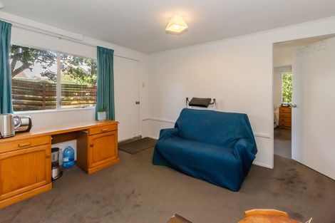 Photo of property in 17 Eruini Street, Waikanae Beach, Waikanae, 5036