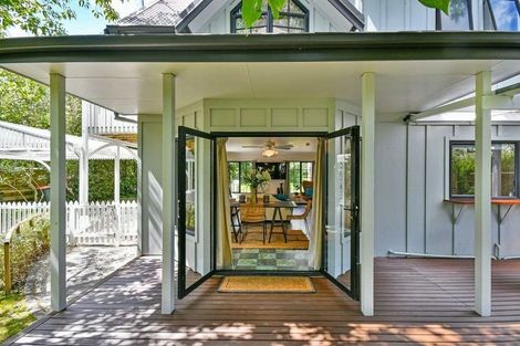 Photo of property in 14 Cameron Place, Drury, 2113