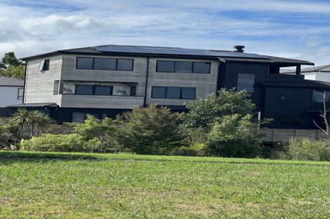 Photo of property in 3 Wyon Way, Flat Bush, Auckland, 2016