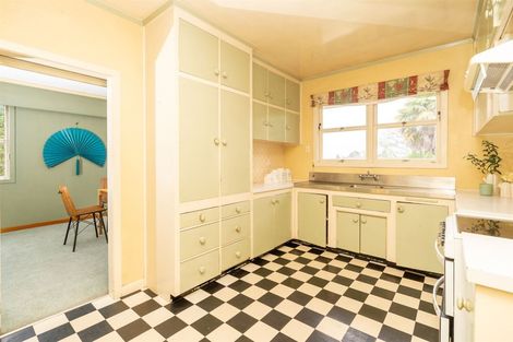 Photo of property in 35 Forest Lake Road, Forest Lake, Hamilton, 3200