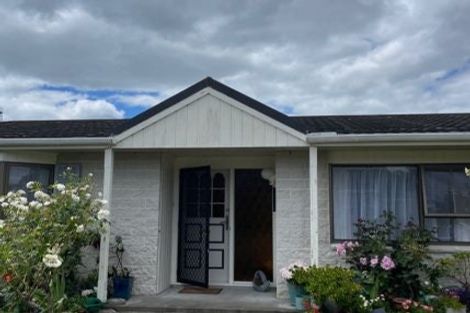 Photo of property in 1a Awanui Drive, Waikanae, 5036