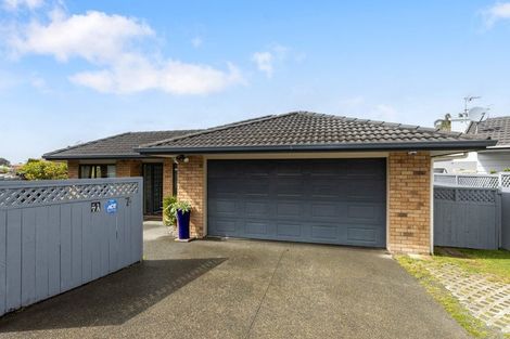 Photo of property in 7a Barberry Lane, Te Atatu Peninsula, Auckland, 0610