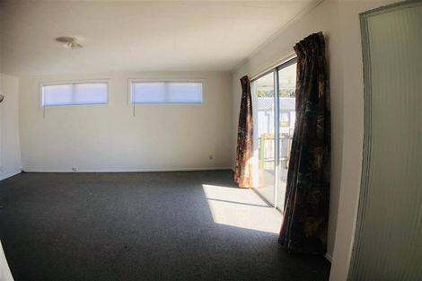 Photo of property in 22 Mckean Avenue, Manurewa, Auckland, 2102