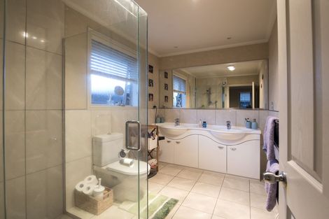 Photo of property in 60 Matemuri Drive, Papamoa Beach, Papamoa, 3118