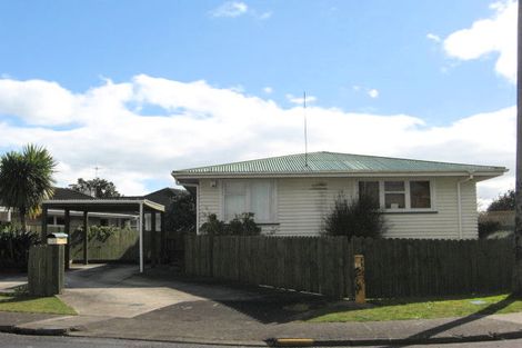Photo of property in 11 Cross Street, Papakura, 2110