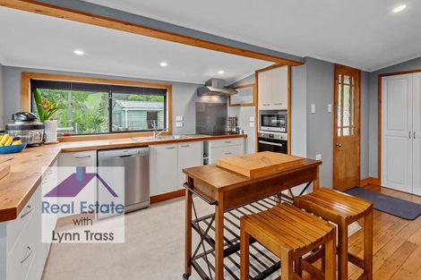 Photo of property in 9 Mountain View Road, Hikurangi, 0114