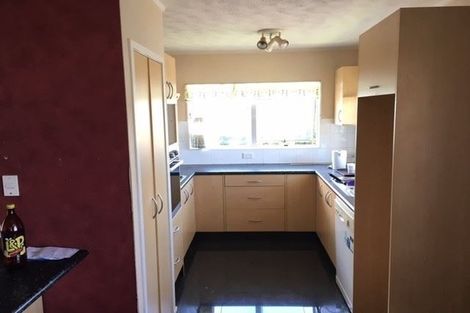 Photo of property in 5 Talavera Place, Te Atatu South, Auckland, 0602