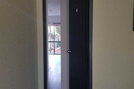 Photo of property in 7/3 Orwell Road, Greenhithe, Auckland, 0632