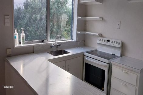 Photo of property in 8/218 Onepu Road, Lyall Bay, Wellington, 6022