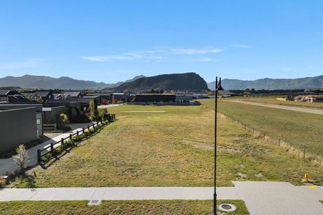 Photo of property in 23 Deans Drive, Wanaka, 9305