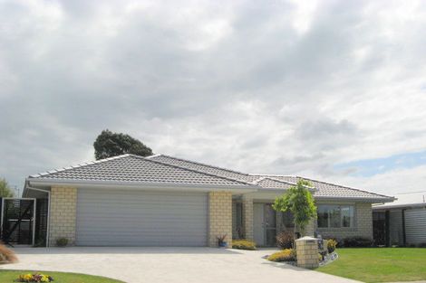 Photo of property in 9 Panckhurst Drive, Woodend, 7610