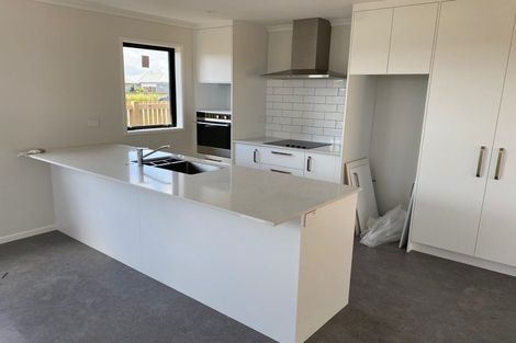 Photo of property in 75 Pasture Way, Papamoa, 3118