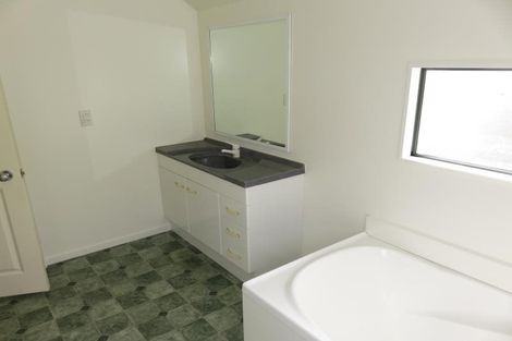 Photo of property in 43 Amesbury Drive, Churton Park, Wellington, 6037