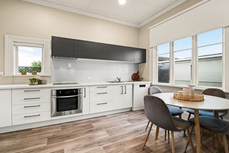 Photo of property in 4 Rugby Street, Saint Kilda, Dunedin, 9012