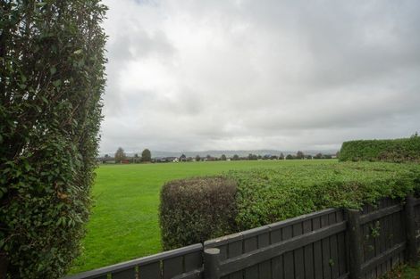 Photo of property in 39 Tennyson Avenue, Kelvin Grove, Palmerston North, 4414