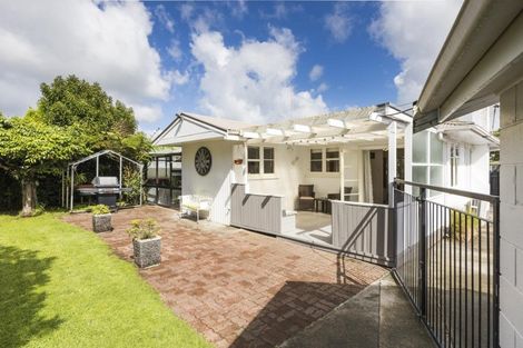 Photo of property in 9 Busby Place, Awapuni, Palmerston North, 4412