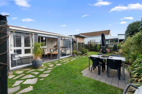 Photo of property in 37 Kent Street, Levin, 5510