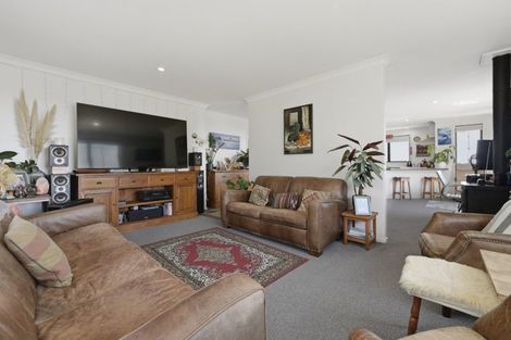 Photo of property in 49 Orion Drive, Welcome Bay, Tauranga, 3112
