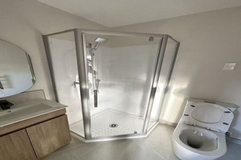 Photo of property in 40 Anne Mclean Drive, Bayview, Auckland, 0629