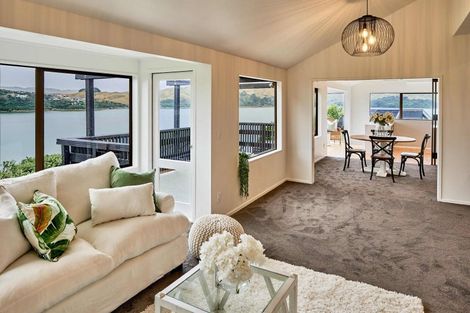 Photo of property in 93 Seaview Road, Paremata, Porirua, 5024