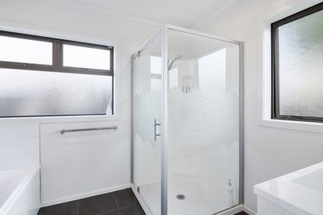 Photo of property in 2 Ernest Place, Brightwater, 7022