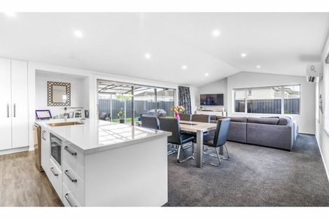 Photo of property in 27 Willis Street, Grasmere, Invercargill, 9810