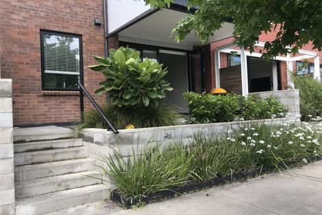 Photo of property in 1/7 Uku Lane, Hobsonville, Auckland, 0616