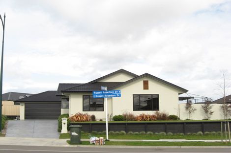 Photo of property in 18 Russell Robertson Drive, Havelock North, 4130