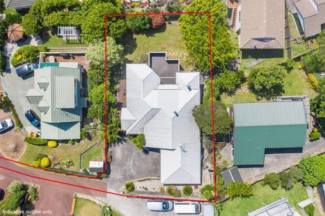 Photo of property in 23 Tyrico Close, Unsworth Heights, Auckland, 0632