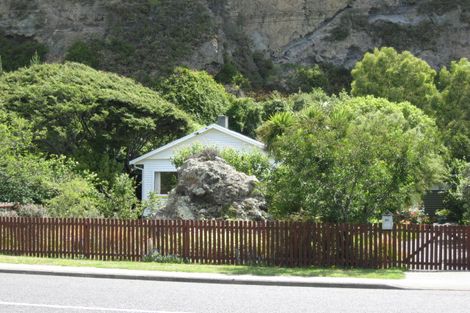 Photo of property in 60 Wakefield Avenue, Sumner, Christchurch, 8081