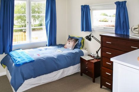 Photo of property in 33 Cadman Street, Dannevirke, 4930