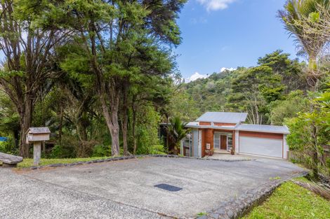 Photo of property in 39 Warner Park Avenue, Laingholm, Auckland, 0604