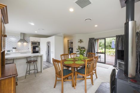 Photo of property in 234 Polson Hill Drive, Aokautere, Palmerston North, 4471