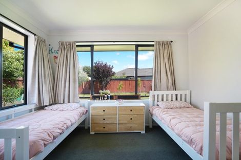 Photo of property in 11 Mcmahon Drive, Aidanfield, Christchurch, 8025