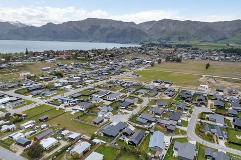 Photo of property in 18 Pennycook Place, Lake Hawea, 9382