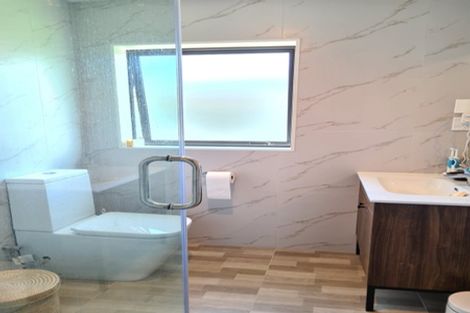 Photo of property in 49 Umu Place, Mangere, Auckland, 2022