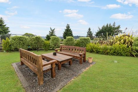 Photo of property in 4 Bishops Road, Ohau, Levin, 5570