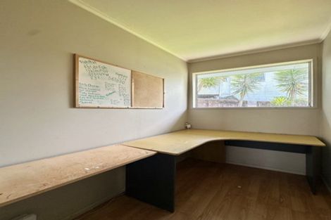 Photo of property in 20 Robson Street, Stokes Valley, Lower Hutt, 5019