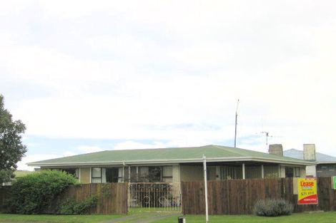 Photo of property in 635 Maunganui Road, Mount Maunganui, 3116