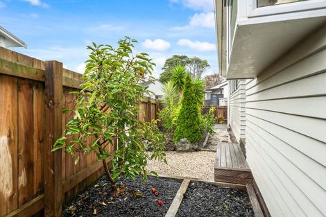 Photo of property in 921 Whangaparaoa Road, Manly, Whangaparaoa, 0930