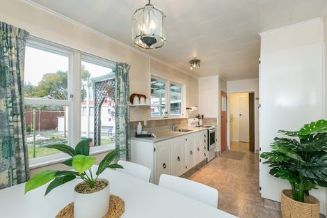 Photo of property in 32 Plunket Street, Tamatea, Napier, 4112