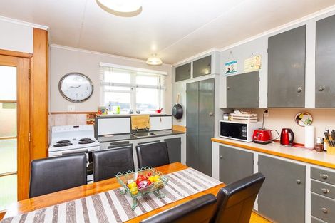 Photo of property in 3 Denbigh Place, Awapuni, Palmerston North, 4412