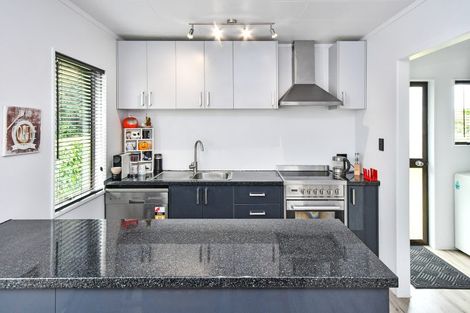 Photo of property in 9b Hazards Road, Weymouth, Auckland, 2103