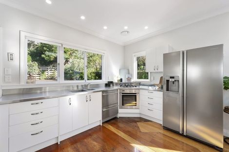 Photo of property in 3 Dee Street, Island Bay, Wellington, 6023