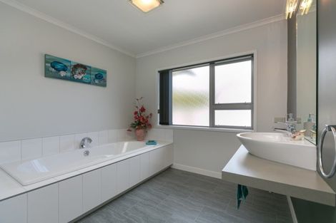 Photo of property in 169 King Road, Inglewood, 4386