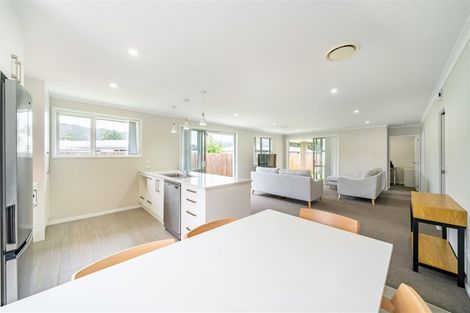 Photo of property in 8 Poulson Grove, Trentham, Upper Hutt, 5018