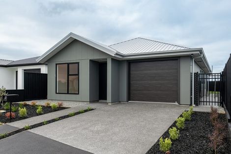 Photo of property in 32 Mcgarry Drive, Kaiapoi, 7630